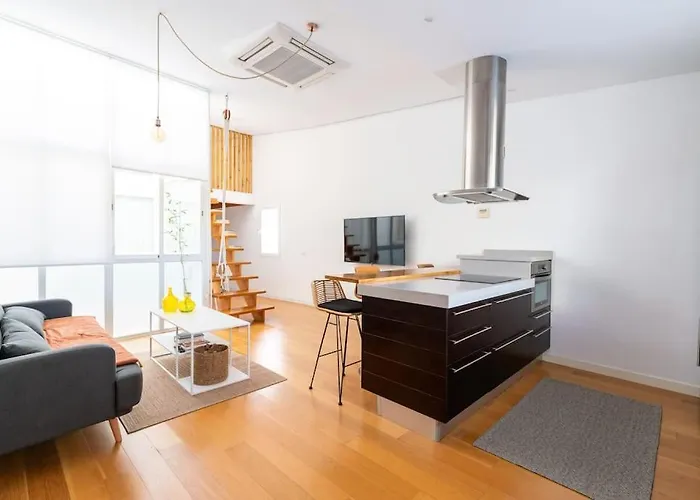 아파트 Behouse Alameda *